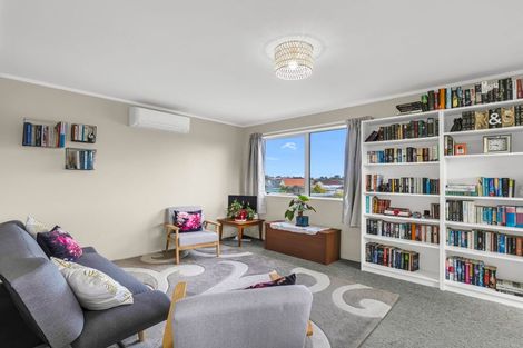 Photo of property in 93 Gonville Avenue, Gonville, Whanganui, 4501