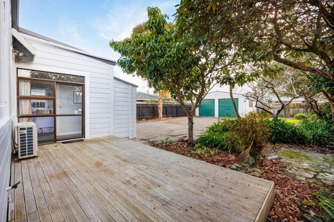 Photo of property in 215 College Street, West End, Palmerston North, 4412