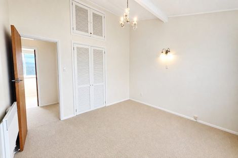 Photo of property in 1b Horoeka Street, Stokes Valley, Lower Hutt, 5019