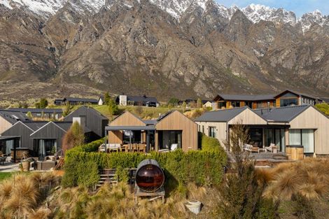 Photo of property in 11b Double Cone Road, Jacks Point, Queenstown, 9371