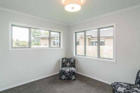 Photo of property in 96 Mazengarb Road, Paraparaumu Beach, Paraparaumu, 5032