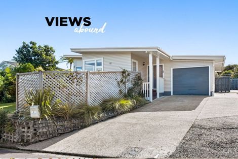 Photo of property in 3 Viscount Grove, Kelson, Lower Hutt, 5010