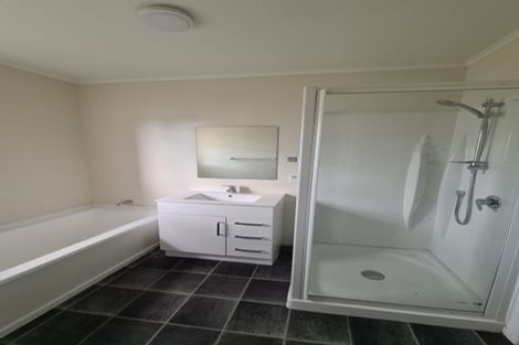 Photo of property in 43 Shirley Avenue, Papakura, 2110