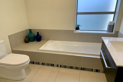 Photo of property in 17 Seager Lane, Hillmorton, Christchurch, 8024