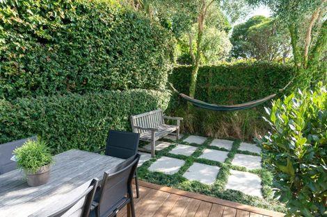 Photo of property in 20 Beere Haven Road, Seatoun, Wellington, 6022