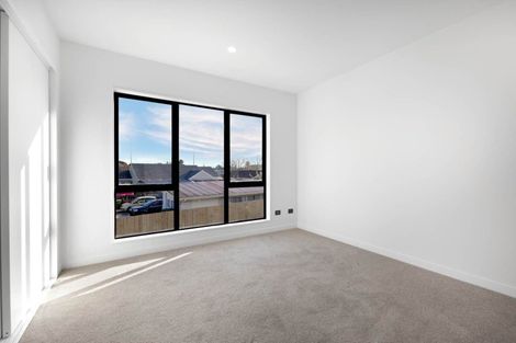Photo of property in 2/399 Massey Road, Mangere East, Auckland, 2024