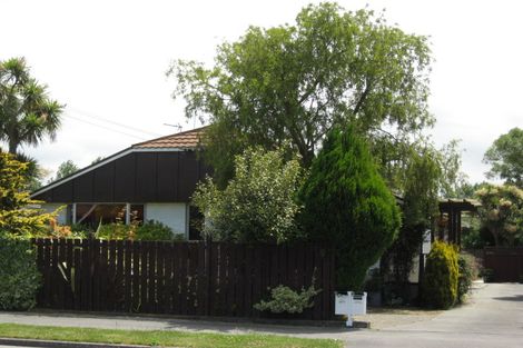 Photo of property in 365 Withells Road, Avonhead, Christchurch, 8042