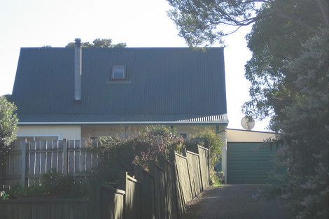 Photo of property in 19 Percival Road, Paraparaumu Beach, Paraparaumu, 5032
