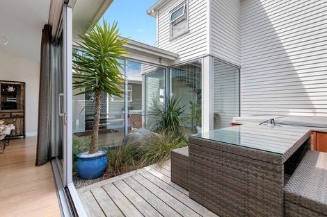Photo of property in 1220a Papamoa Beach Road, Papamoa Beach, Papamoa, 3118