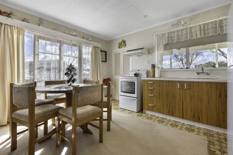 Photo of property in 120 Browne Street, Waitara, 4320