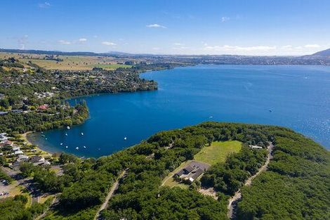 Photo of property in 3 Parawera Drive, Acacia Bay, Taupo, 3330