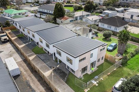 Photo of property in 451a Massey Road, Mangere East, Auckland, 2024