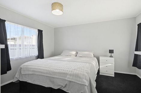 Photo of property in 2/604 Alexandra Street, Parkvale, Hastings, 4122