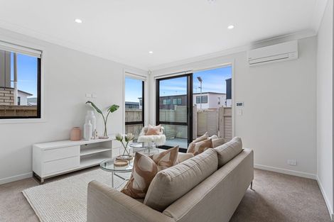 Photo of property in 5 Tara Lane, Manurewa, Auckland, 2102