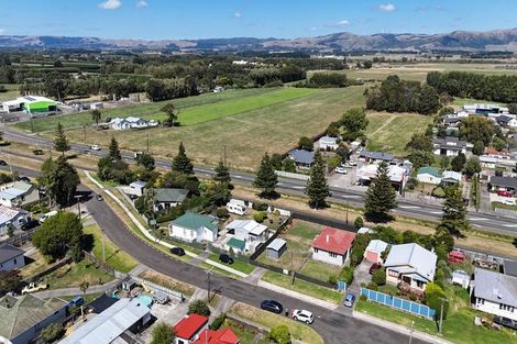 Photo of property in 3 Ngaire Street, Longburn, Palmerston North, 4412