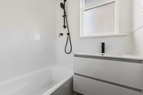 Photo of property in 1004 Bledisloe Street, Raureka, Hastings, 4120