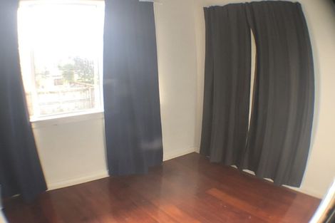 Photo of property in 135 Te Atatu Road, Te Atatu South, Auckland, 0610
