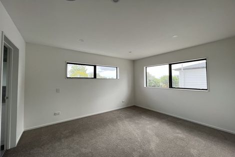Photo of property in 30b Durham Street, Te Atatu Peninsula, Auckland, 0610