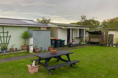 Photo of property in 46 Frensham Crescent, Woolston, Christchurch, 8062