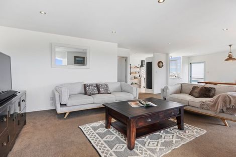 Photo of property in 960a Papamoa Beach Road, Papamoa Beach, Papamoa, 3118
