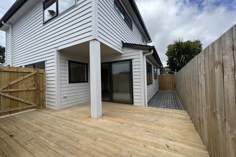 Photo of property in 30b Durham Street, Te Atatu Peninsula, Auckland, 0610