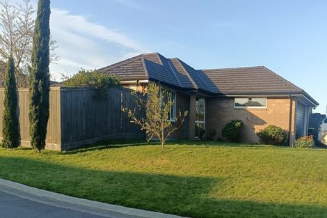 Photo of property in 6 Lloyds Close, Rolleston, 7614