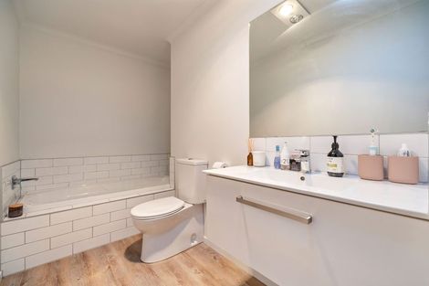 Photo of property in 39 Walton Way, Lower Shotover, Queenstown, 9304