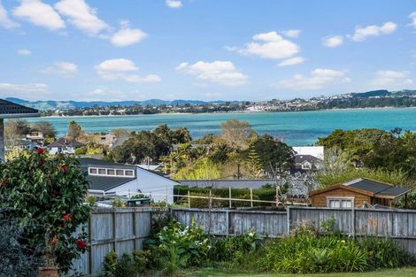 Photo of property in 30 Churchill Road, Cockle Bay, Auckland, 2014