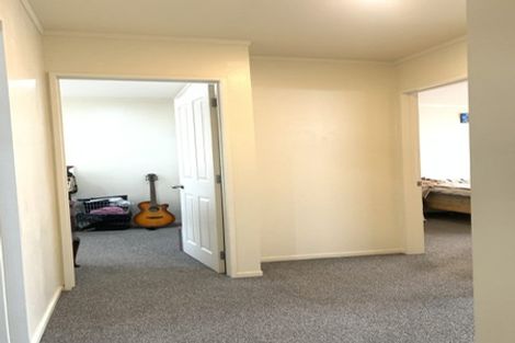 Photo of property in 3 Carlas Way, Ranui, Auckland, 0612