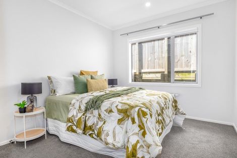 Photo of property in 18 Schooner Drive, Whitby, Porirua, 5024