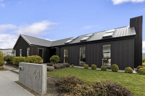 Photo of property in 41 Jack Hanley Drive, Jacks Point, Queenstown, 9371