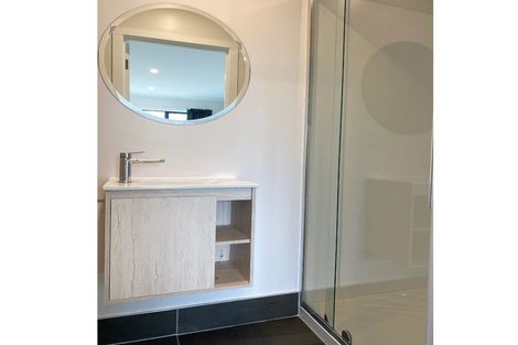 Photo of property in 10 Rosier Road, Glen Eden, Auckland, 0602