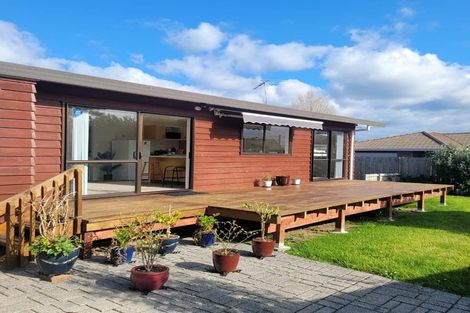 Photo of property in 27 Septimus Place, Henderson, Auckland, 0612