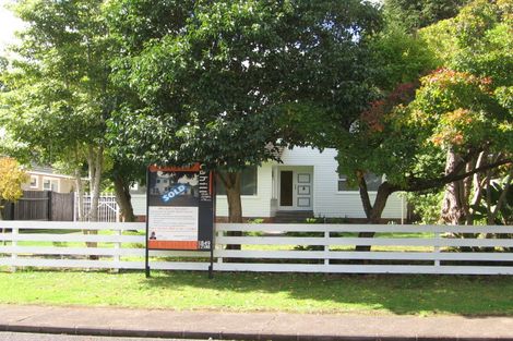 Photo of property in 21 Roby Street, Te Atatu Peninsula, Auckland, 0610