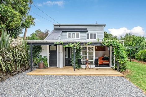 Photo of property in 18 Kamara Road, Glen Eden, Auckland, 0602