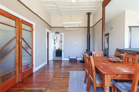 Photo of property in 9 Rata Street, Inglewood, 4330