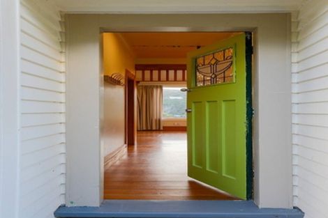 Photo of property in 2 Fernhill Terrace, Wadestown, Wellington, 6012