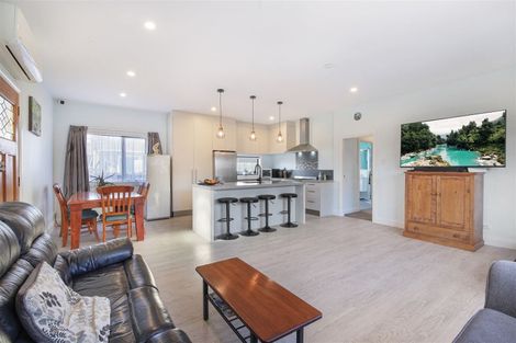 Photo of property in 96 Condell Avenue, Papanui, Christchurch, 8053
