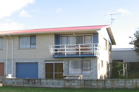 Photo of property in 59a Ngapaki Street, Waikanae Beach, Waikanae, 5036