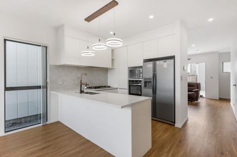 Photo of property in 139 Grove Road, Papakura, 2110