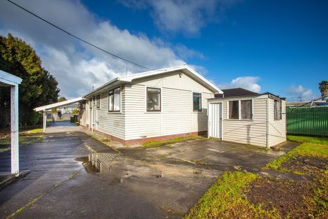Photo of property in 48 Convair Crescent, Mangere, Auckland, 2022