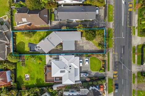 Photo of property in 90 Sandspit Road, Shelly Park, Auckland, 2014