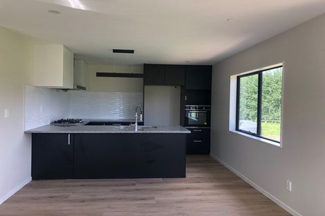 Photo of property in 106 Top Road, Dairy Flat, 0792