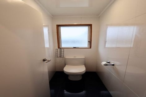 Photo of property in 15 Baylands Drive, Newlands, Wellington, 6037