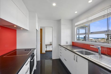 Photo of property in 4/53 Young Street, New Plymouth, 4310