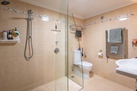 Photo of property in 8/6 Quiet Woman Way, Monaco, Nelson, 7011