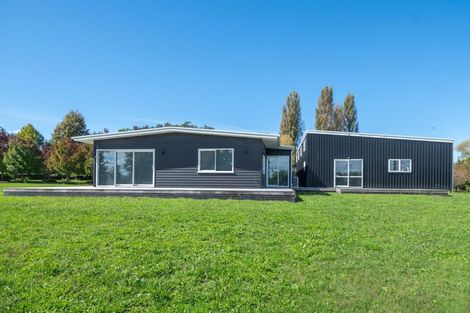 Photo of property in 32 Royd Road West, Makauri, Gisborne, 4071