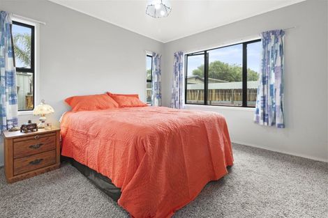 Photo of property in 37 Martyn Street, Waiuku, 2123