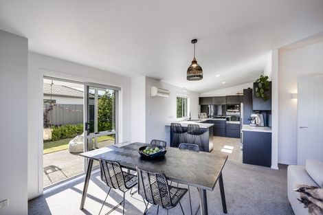 Photo of property in 14 Pacific Avenue, Poraiti, Napier, 4112