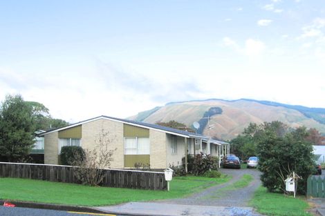 Photo of property in 8a Utauta Street, Waikanae, 5036